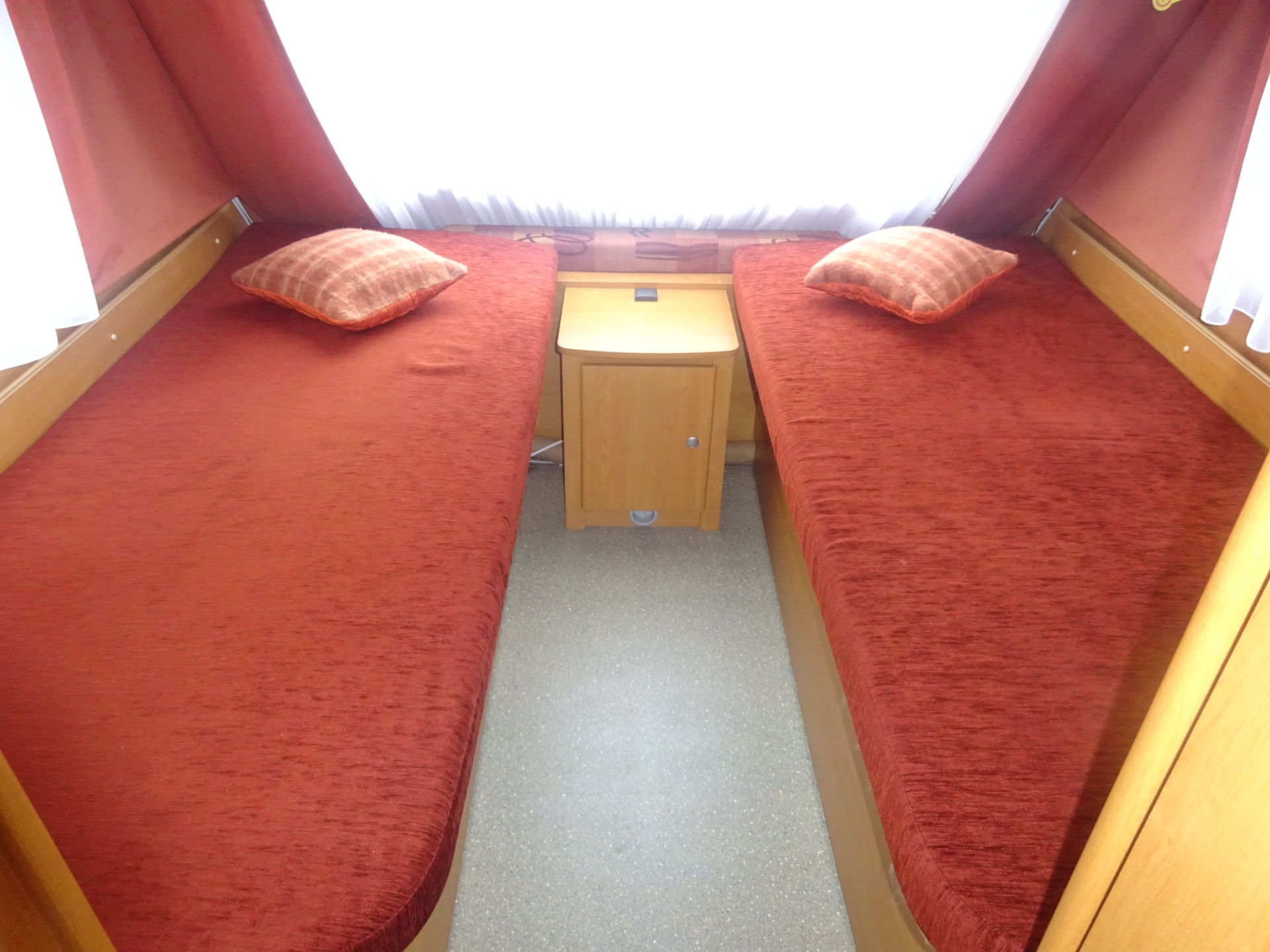 Dethleffs Tourist 450 Enkele Bedden+Mover #LICHTGEWICHT# foto: 15