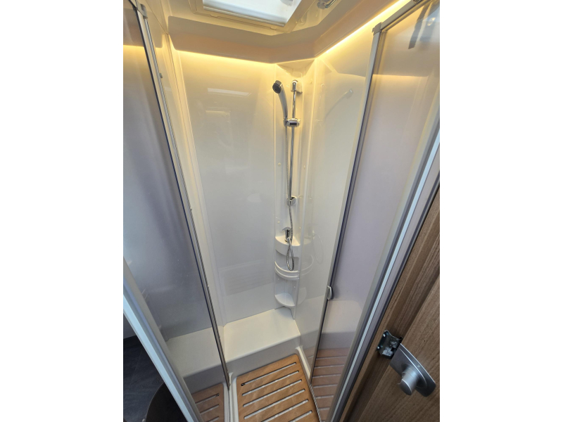 Carado T 449 9G Autom&aacute;tico 2x Aire Acondicionado 4pers foto: 17