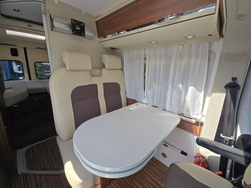 Adria Twin 640 SLX 2016 top staat  foto: 12