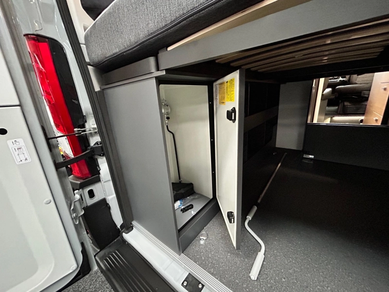 Adria Twin 600 SLB Select Spring Edition automaat  foto: 18