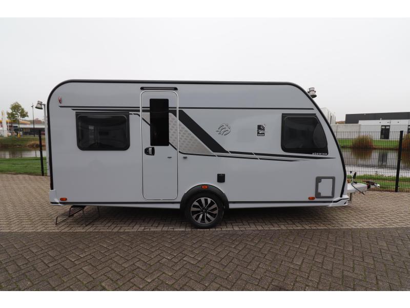 Knaus Sudwind Black Selection 450 FU Model 2026 - 1700KG - 147 
