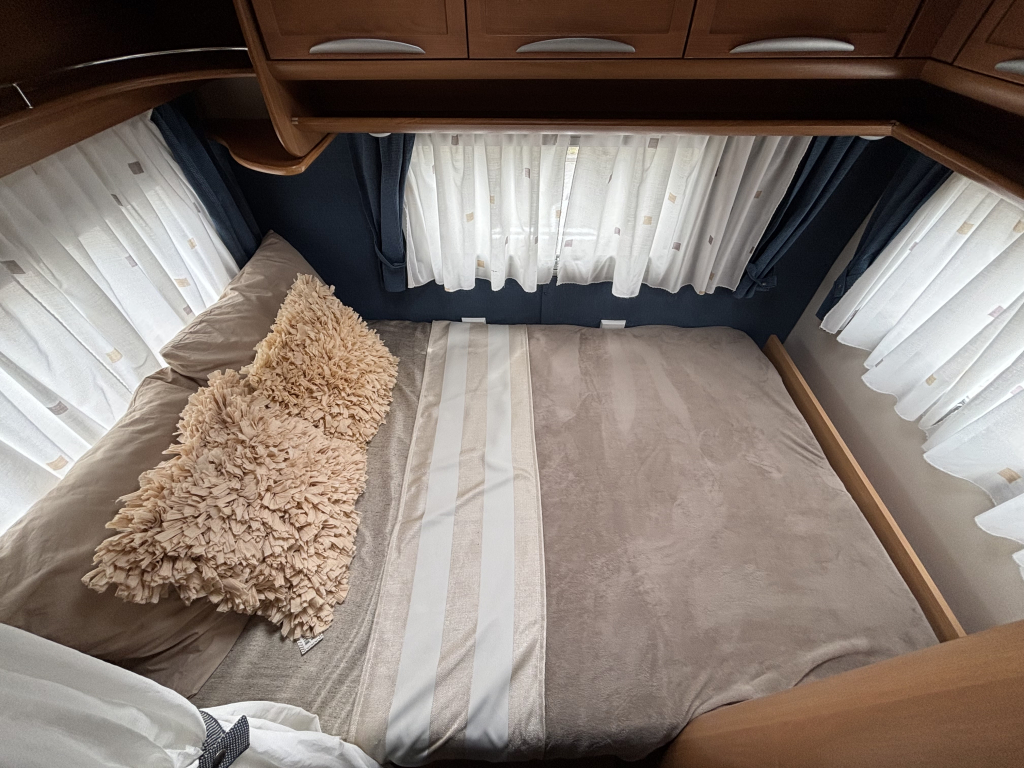 Adria Roller Team Pegasso 708 QUERBETT + ALKOVEN 6 PERSONEN! SCHNÄPPCHEN Foto: 2