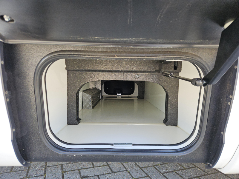 Hymer B674 SL foto: 19
