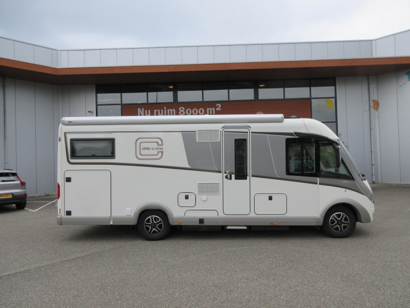 Carthago Chic C-Line I 4.9 LE AUTOMATIC DOUBLE FLOOR photo: 1