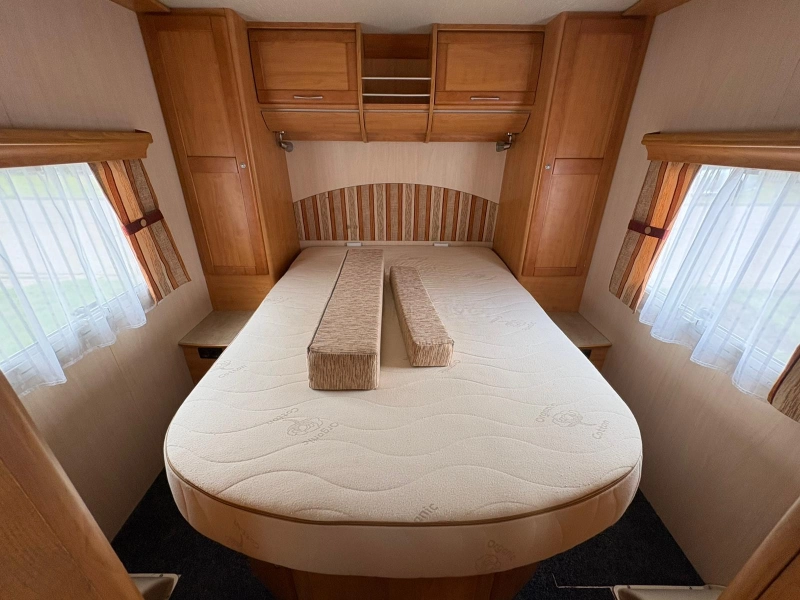Fleurette Migrateur 73 LM Cama Queen, Aire Acondicionado, Comedor foto: 15