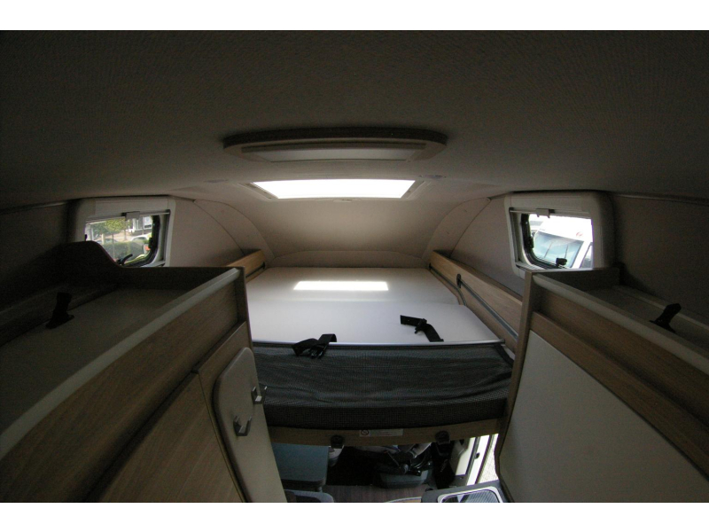 Knaus Boxstar 600 LIFETIME XL Camas individuales, 4 personas. foto: 11