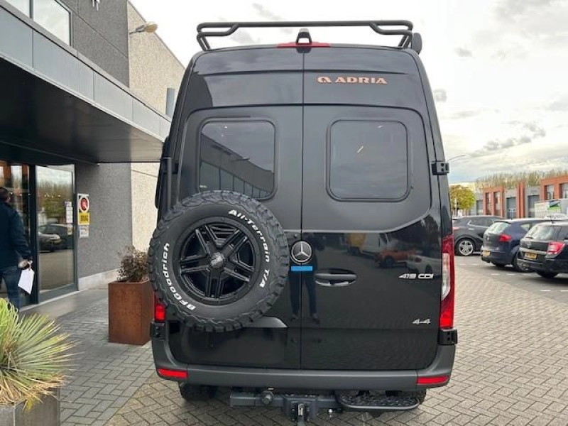 Adria Super-Twin 600 SPB Foto: 4