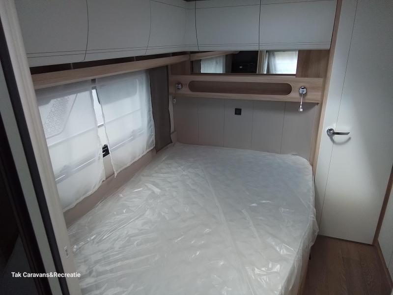 Hobby De Luxe 495 WFB mit separater Dusche und Toilette Foto: 7
