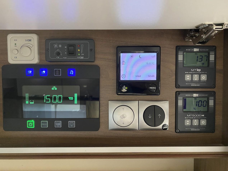 Frankia Platin 8400 QD Alpine Sound System Foto: 17