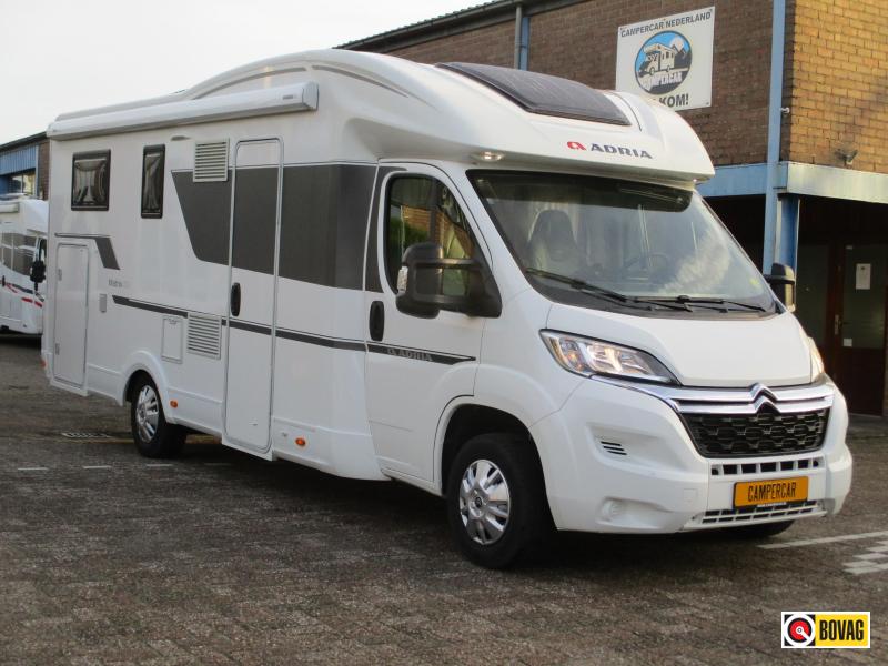 Adria Matrix 670 SL Zeer nette camper ! 