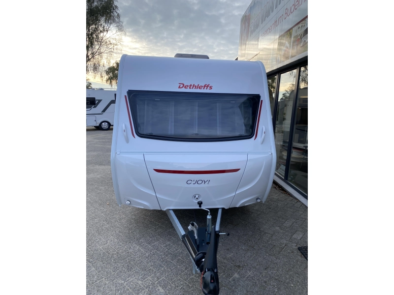 Dethleffs C'Joy 460 LE ENKELE BEDDEN!  foto: 2