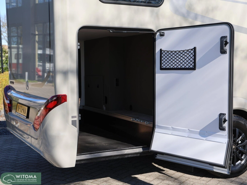 Hymer GT-S 600 NATUURLIJK BIJ WITOMA  foto: 22