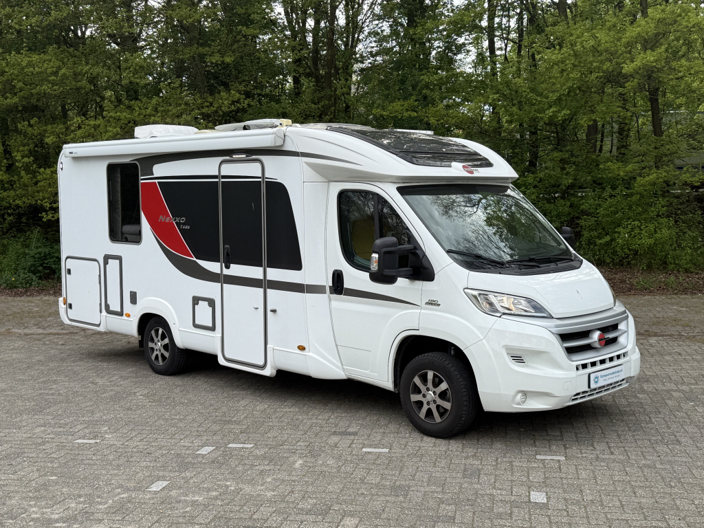 Bürstner Nexxo T685 Queensbed, Airco, Omvormer