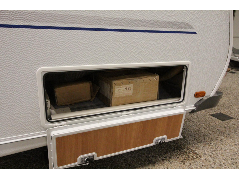 Knaus Sport Special 420 QD Awning, Bicycle rack, Alloy wheels photo: 20