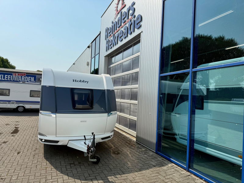 Hobby Excellent Edition 460 UFE Cama francesa y asiento redondo! foto: 2