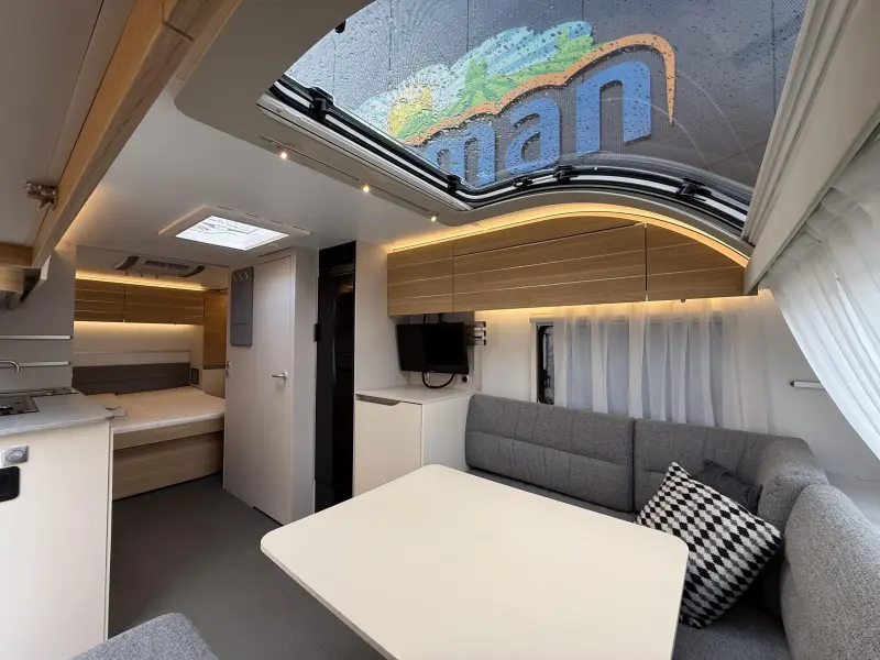 Adria Adora 593 UP BOMVOL MET OPTIES  foto: 5