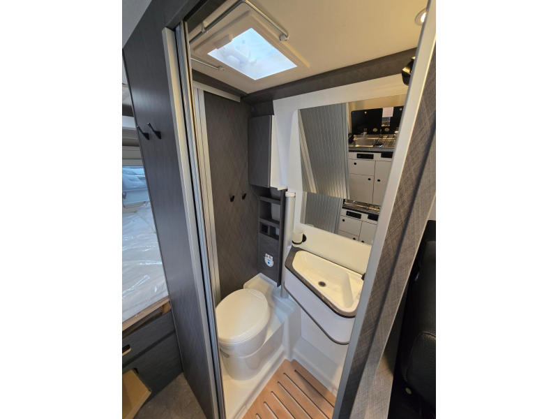 Etrusco CV 600 DB Plus Buscamper 6mtr  foto: 8