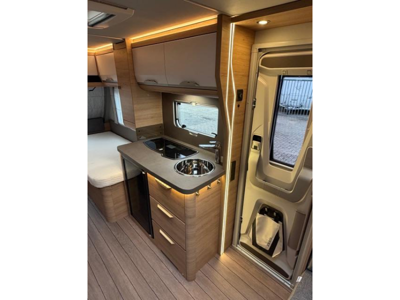 Knaus Sudwind 60 Years 460 EU Incl. Mover y Toldo foto: 13