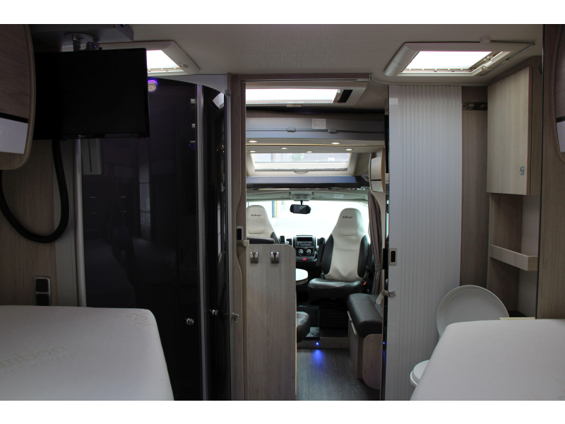 Challenger Graphite 387 GA Lits jumeaux + Lit pavillon photo : 25