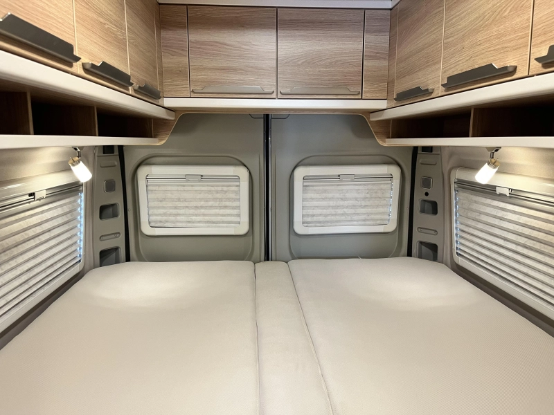 Knaus Boxstar Freeway 630 Camas longitudinales / opciones completas foto: 13