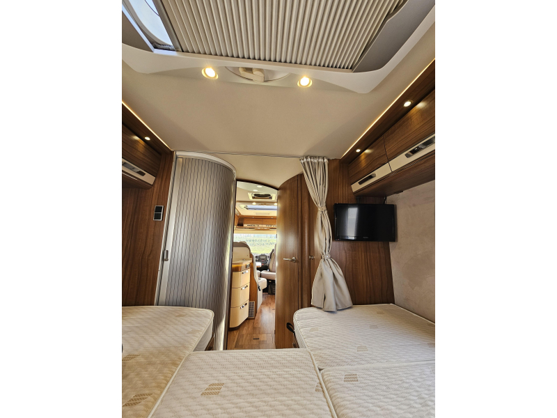 Hymer B678 Premium Line enkele bedde  foto: 7