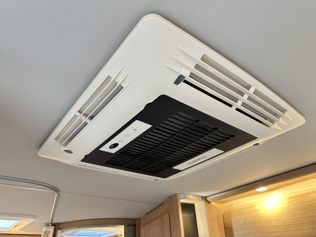 Knaus Sky Ti 650 MF Platinum Selection foto: 12