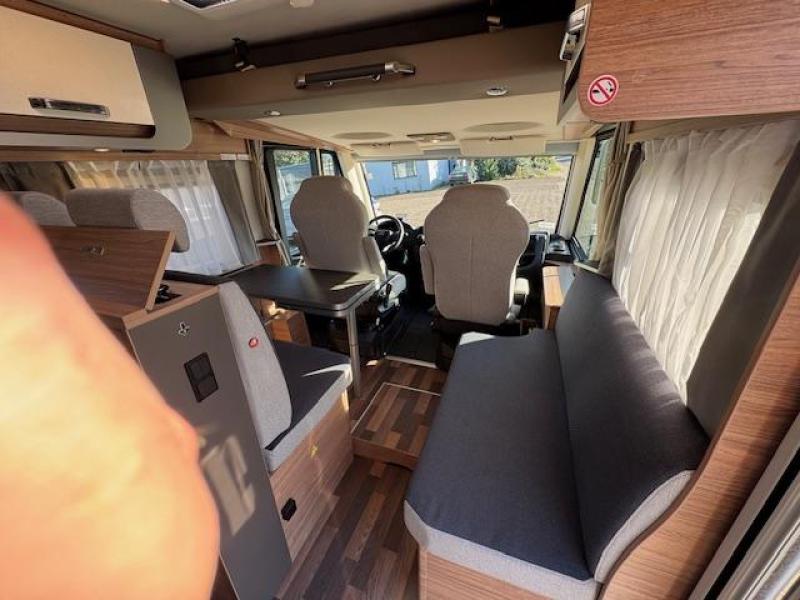 Weinsberg CaraCore 650 MF Klimaanlage, 180 PS, 5 Personen Foto: 7