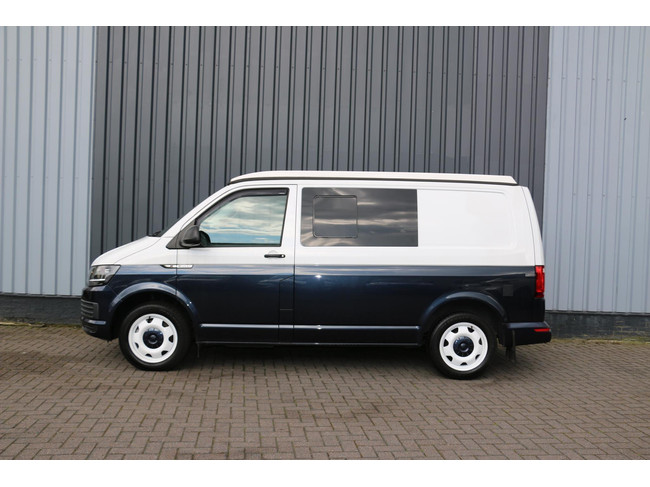 Volkswagen Transporter Camper TDI 150PS T6 Automatik | Klimaanlage | Sitzheizung | Elektr. Fenster | 4 Schlafpl&auml;tze | neues Interieur | K&uuml;hlschrank + Gefrierfach | Foto: 4