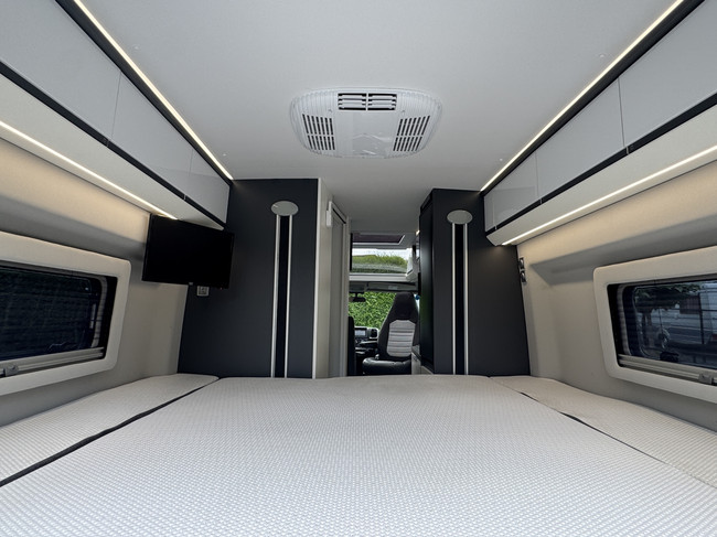 Adria Twin Supreme 640 SGX 140 PS AUTOMATIK 9-Gang Euro6 Fiat Ducato 8 Maxi **L&auml;ngsbetten h&ouml;henverstellbar/4 Sitzpl&auml;tze/Dachklima Foto: 10
