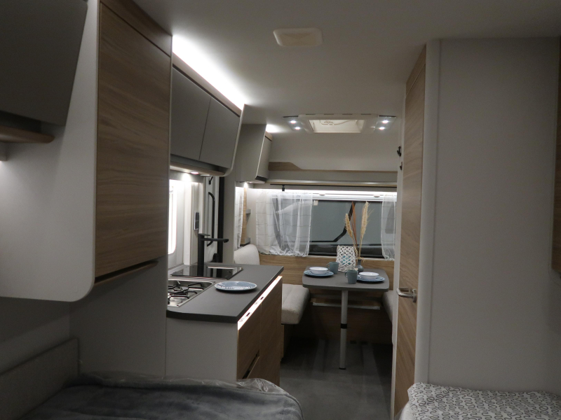 Dethleffs Nomad 460 EL FIRST EDITION UITVOERING  foto: 5