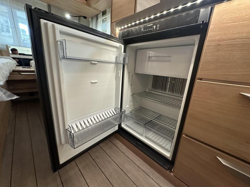 Knaus Sudwind 60 Years 460 EU enkele bedden / voorraam  foto: 11