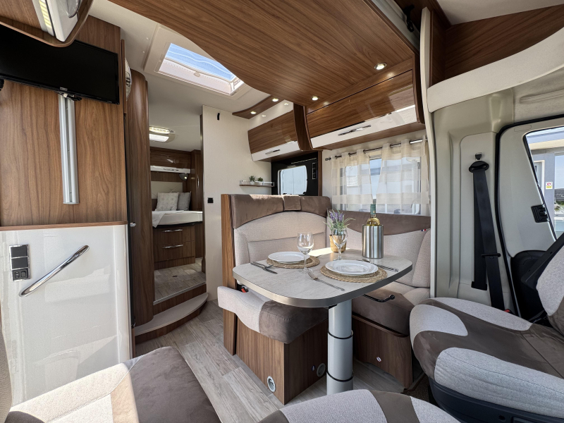 Pilote Essentiel P 706 Cama Queen Cama abatible foto: 1