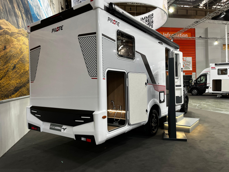 Pilote Atlas A690GJ Camper, Lengtebedden  foto: 2