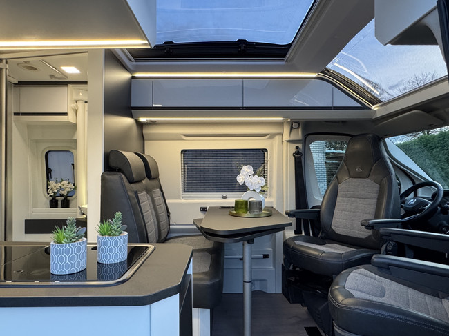 Adria Twin Supreme 640 SLB 140 pk AUTOMAAT 9-Traps Euro6 Fiat Ducato 8 **Enkele lengtebedden/4 zitplaatsen/Luifel/Trekhaak/Enduro Fiet foto: 6