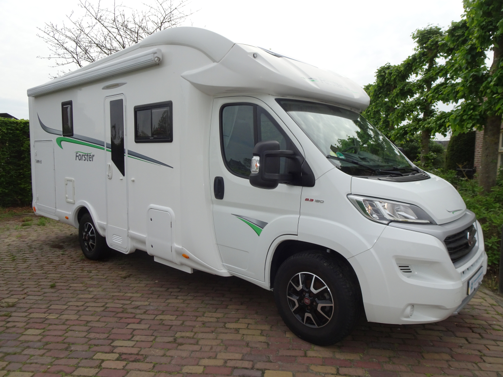 Euramobil Forster T699HB