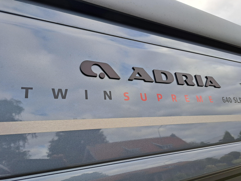 Adria Twin Supreme 640 SLB photo: 19