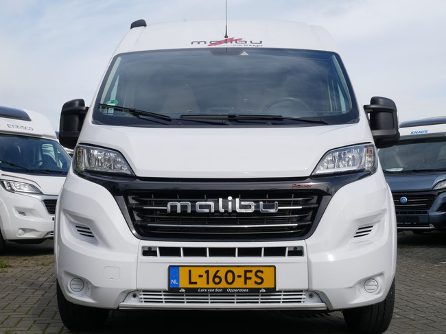 Carthago Malibu Van 640 LE, 9-Traps Automaat, Busbiker, MaxxFan foto: 1