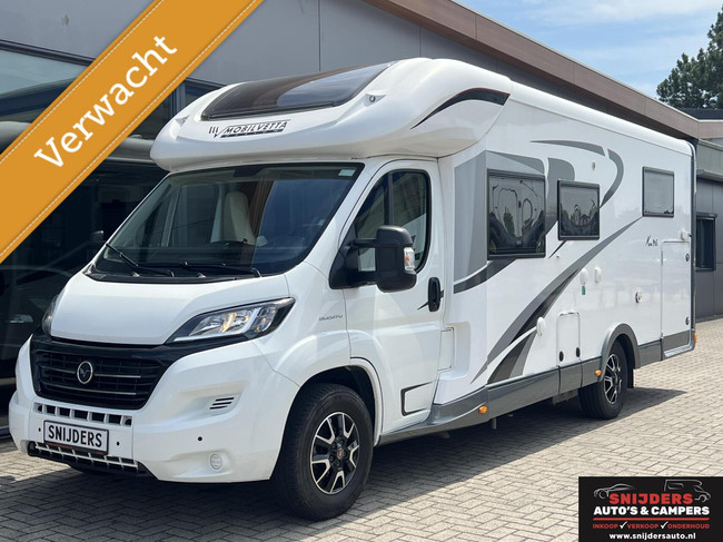 Mobilvetta KEA P65 camper de clase premium con cama longitudinal y abatible