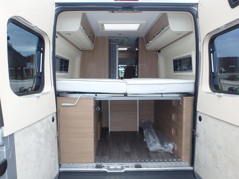 Adria Twin Platinum 640 SLX Foto: 7