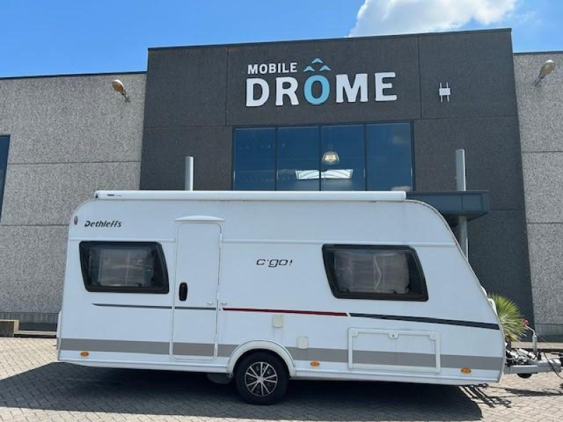 Dethleffs C'Go 475 FR Mover & toldo foto: 2