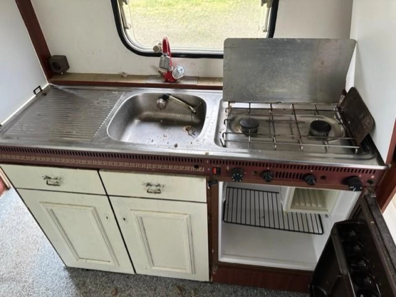Knaus Wolf 535 met winterdak  foto: 11