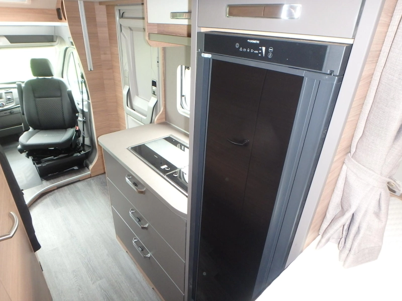 Weinsberg CaraSuite 650 MEG  foto: 12