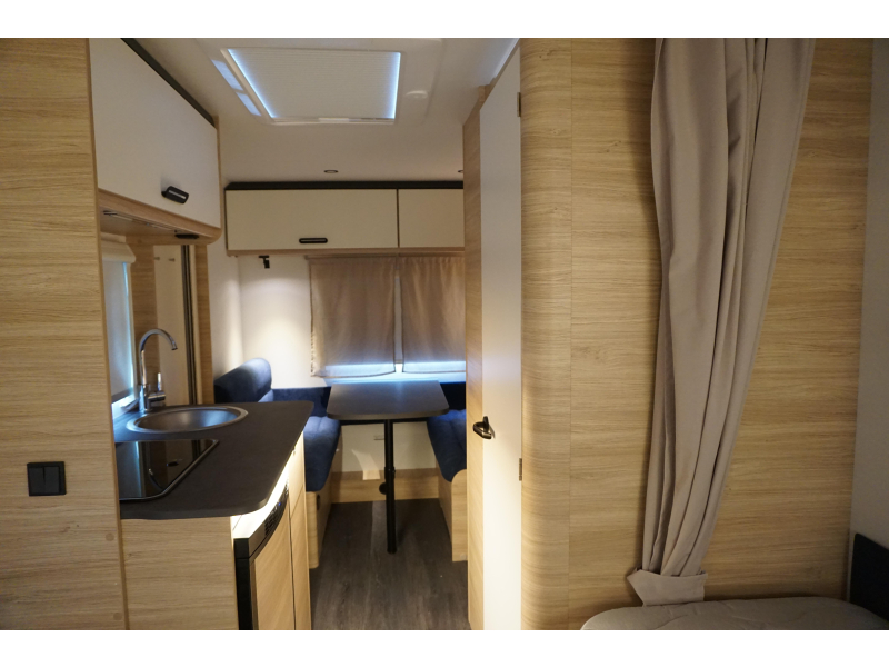 Caravelair Alba 462 peso m&aacute;ximo 1050/1300 kg foto: 17