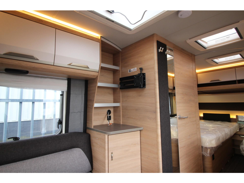 Knaus Sudwind Black Selection 460 EU AIRCO AKTIE JULI MAAND  foto: 16