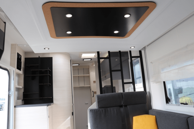 Young compact used Chausson Exclusive Line 660 automatic 170 hp (85 photo: 34