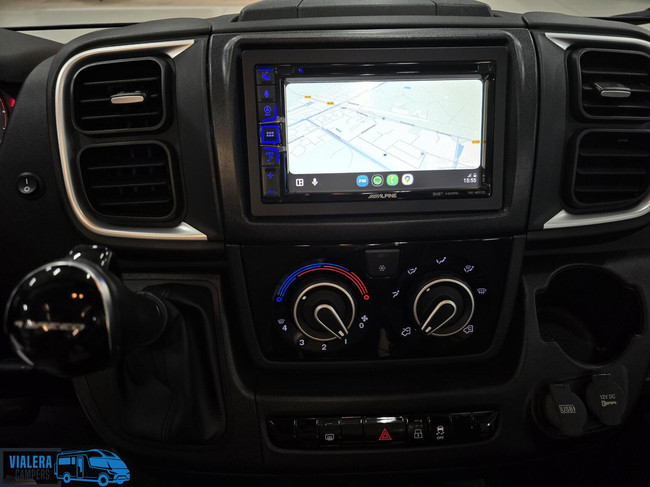 Adria Twin Supreme 640 SLB *Automaat 180pk* Lengtebedden foto: 7