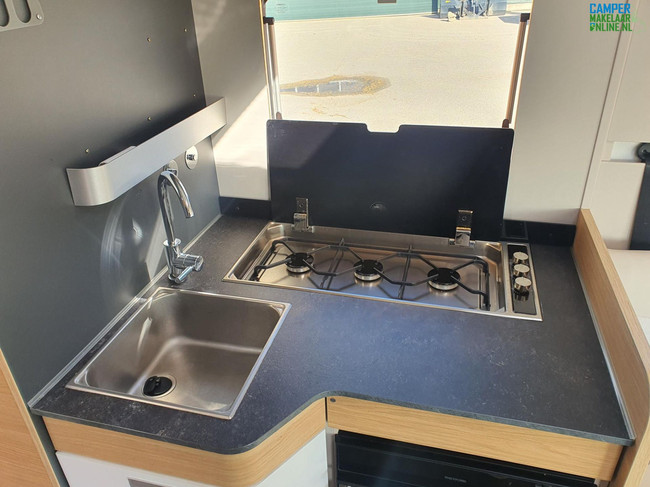 Adria Sonic Plus 700DC Foto: 12