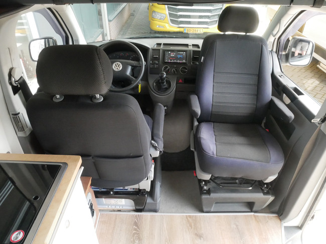 Volkswagen T5 Transporter, Basis Camper, Camper Gekeurd, Inruiler foto: 5
