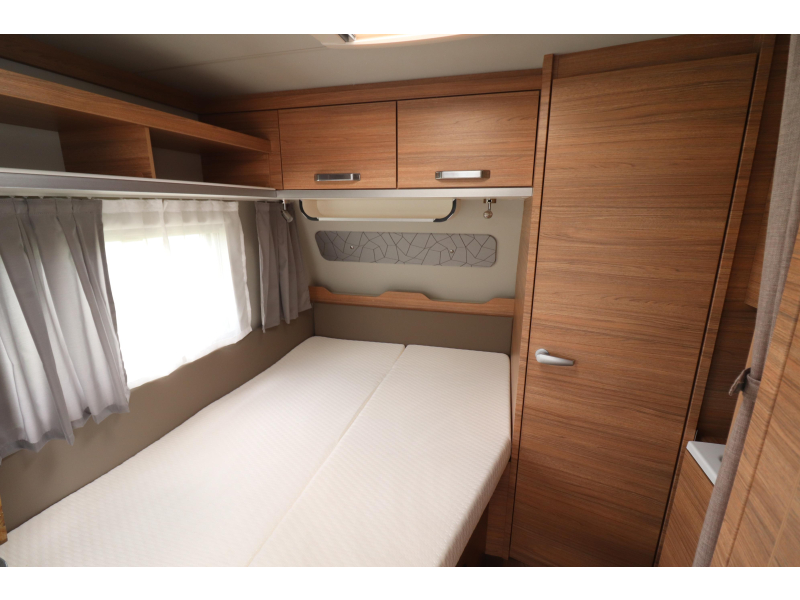 Weinsberg CaraOne Edition HOT 450 FU Frans Bed Tent Luifel  foto: 10