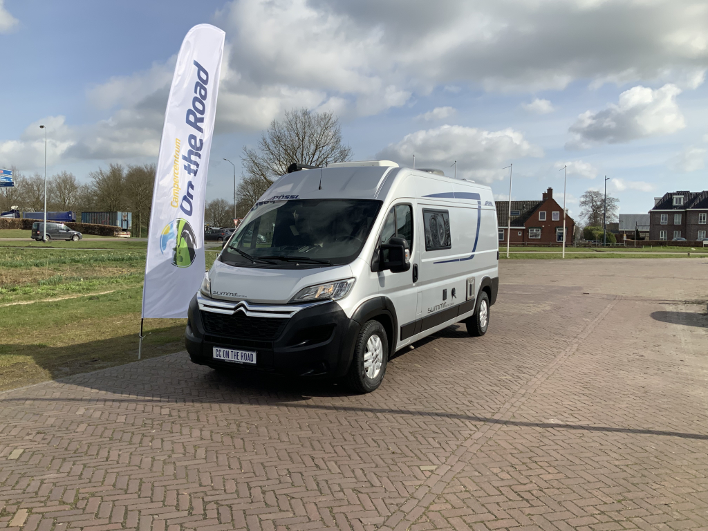 P&ouml;ssl Summit 600 Furgoneta camper, 2.3 160 CV, con cadena de distribuci&oacute;n, Cama transversal, Aire acondicionado de motor, Asientos giratorios, A&ntilde;o 2018 Centro de autocaravanas en la carretera Marum